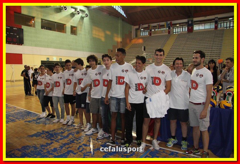 150614 volley 570_tn.jpg